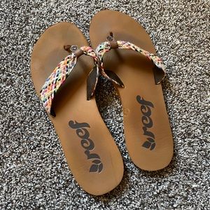 Reef rainbow weave flip flops size 9